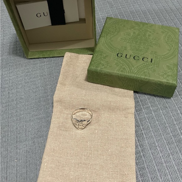 NWT Gucci Blind for Love Heart Ring With Box (full inclusion) Size 7.25 US - Picture 7 of 9